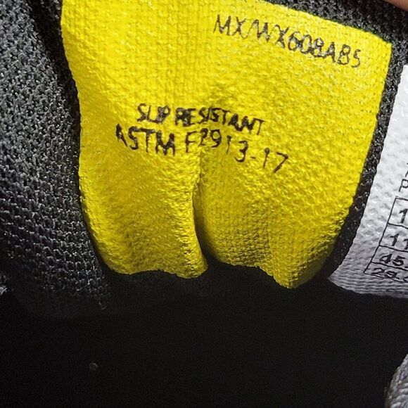 New Balance 608 Men's‎ 11.5 4E WIDE Black Work Shoes MX608AB5 Slip Resistant - Picture 10 of 11